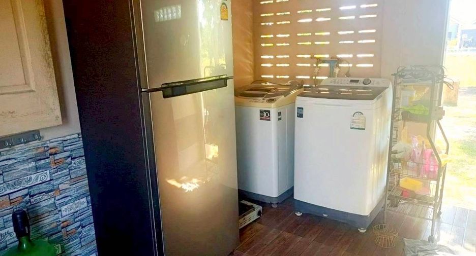 Haus zum Kauf mit 1 Zimmer in Ban Khai, Rayong