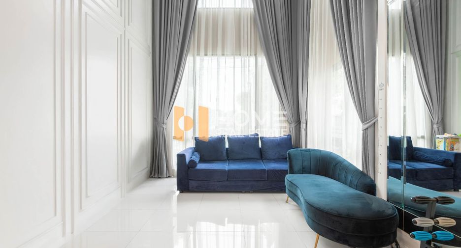 For sale 5 bedrooms house in Mueang Nonthaburi, Nonthaburi