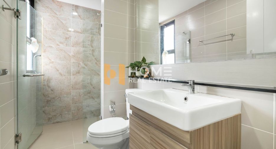For sale 5 bedrooms house in Mueang Nonthaburi, Nonthaburi