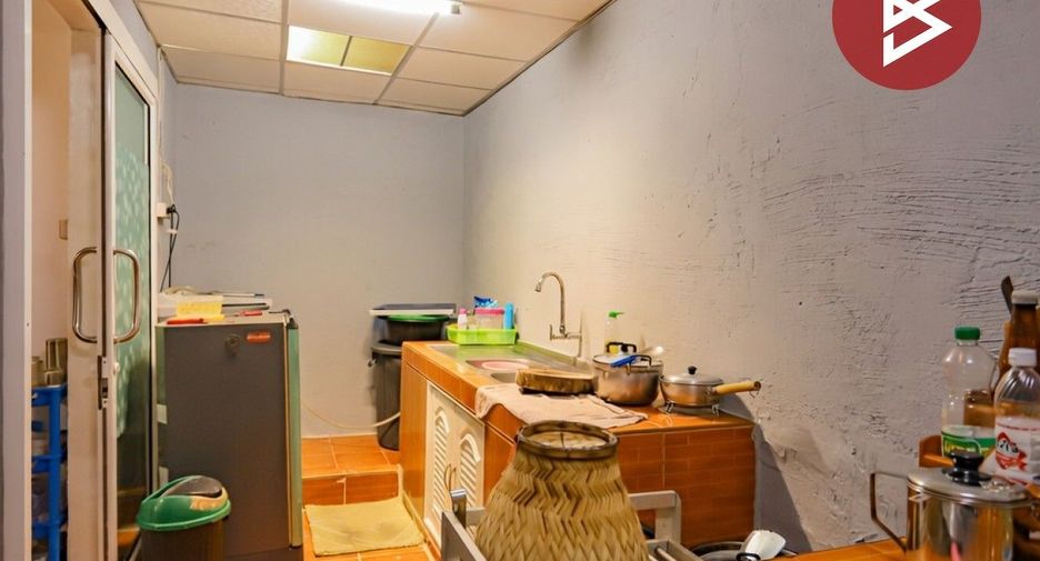 Reihenhaus zum Kauf mit 3 Zimmer in Mueang Samut Prakan, Samut Prakan