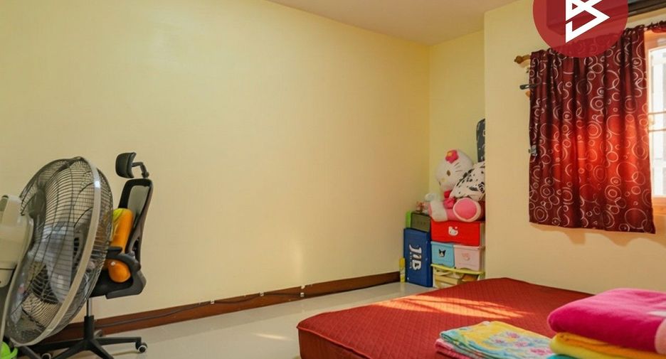 Reihenhaus zum Kauf mit 3 Zimmer in Mueang Samut Prakan, Samut Prakan