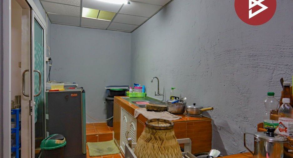 Reihenhaus zum Kauf mit 3 Zimmer in Mueang Samut Prakan, Samut Prakan