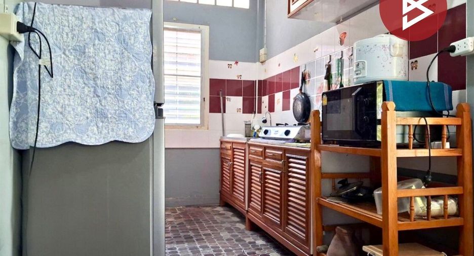 For sale 2 bedrooms house in Mueang Uttaradit, Uttaradit