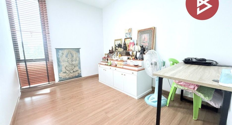 For sale 3 bedrooms house in Mueang Samut Prakan, Samut Prakan