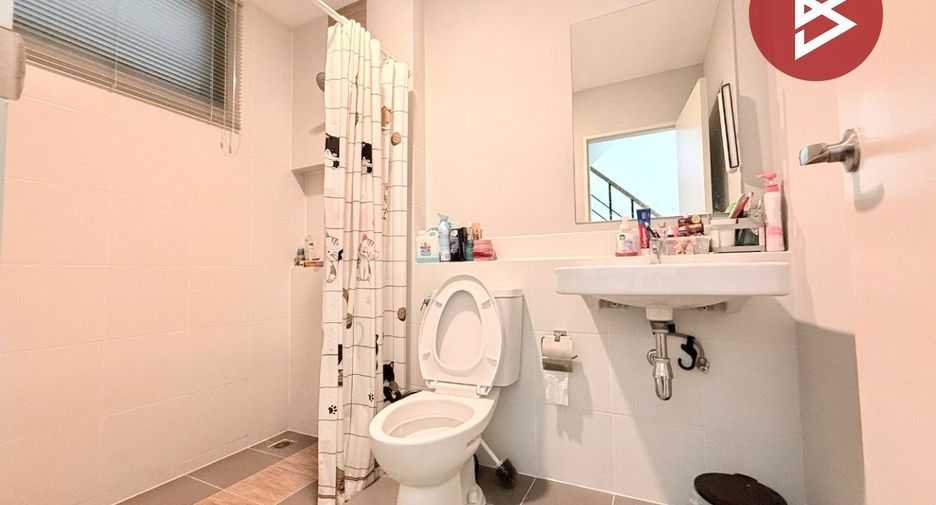 For sale 3 bedrooms house in Mueang Samut Prakan, Samut Prakan
