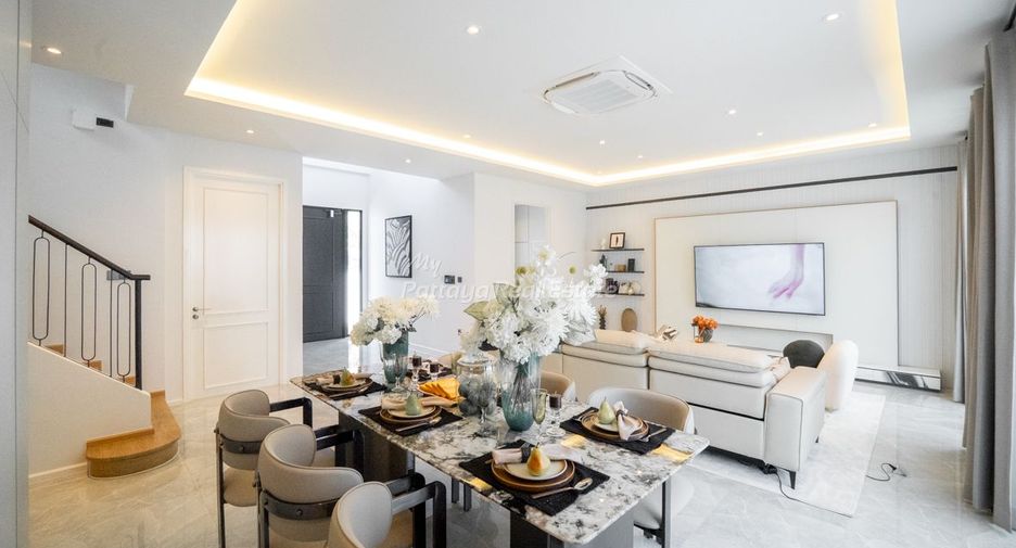 Haus zum Kauf mit 4 Zimmer in Bang Lamung, Chonburi
