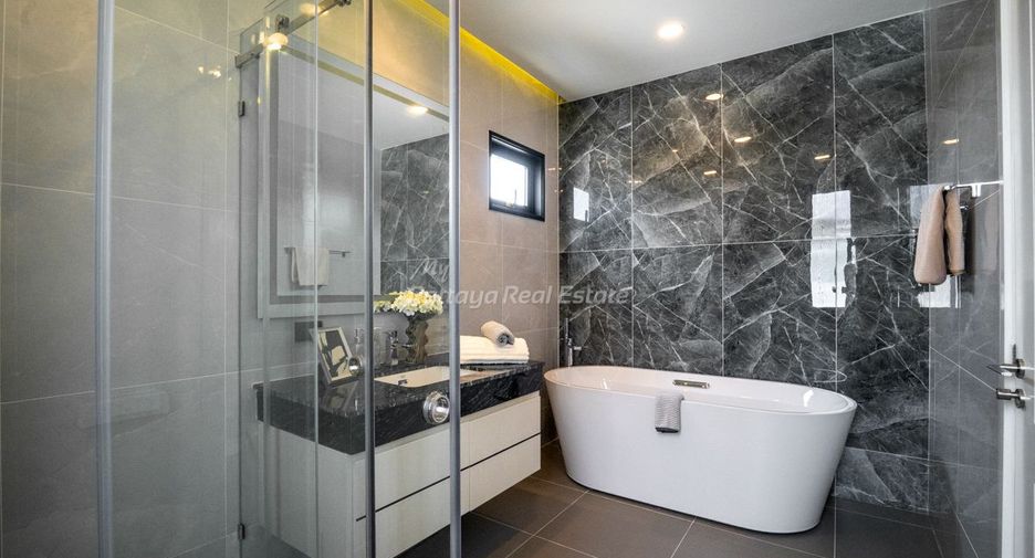Haus zum Kauf mit 4 Zimmer in Bang Lamung, Chonburi