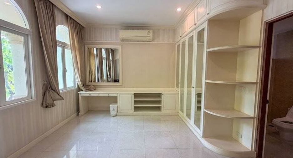 出售 10 卧室 独立屋 在 Pak Kret, Nonthaburi