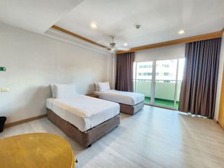 出租 3 卧室 公寓式住宅 在 Watthana, 曼谷