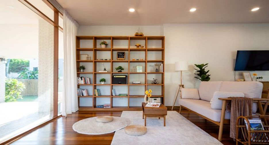Haus zum Kauf mit 4 Zimmer in Si Racha, Chonburi