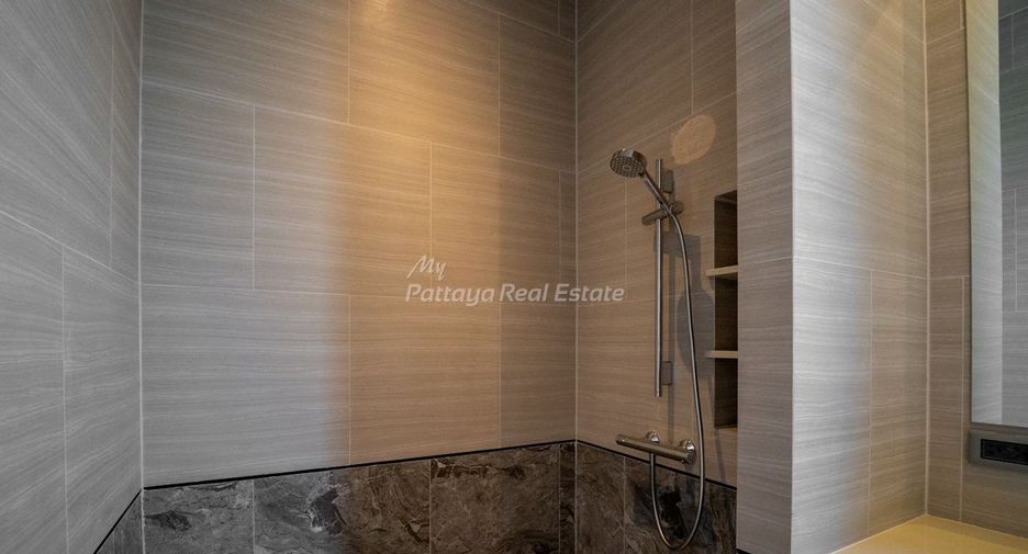 For sale 4 bedrooms house in Bang Lamung, Chonburi