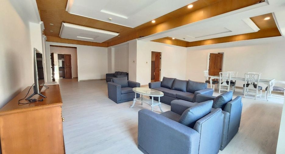 For rent 3 ベッドルーム apartment in Watthana, Bangkok