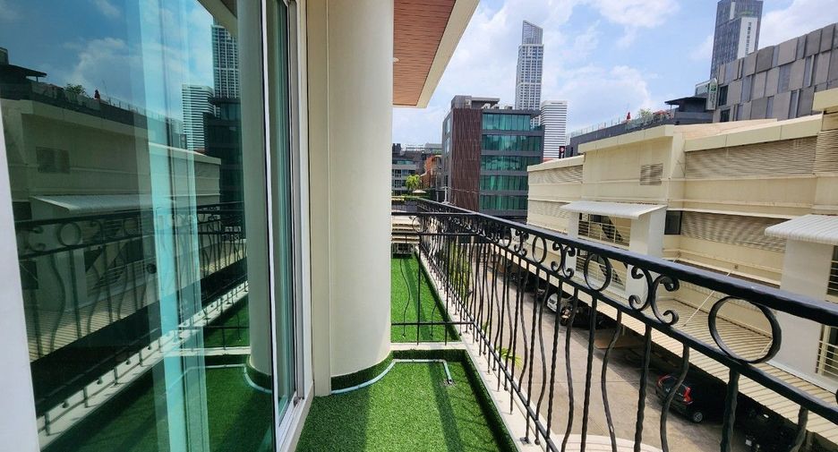 For rent 3 ベッドルーム apartment in Watthana, Bangkok