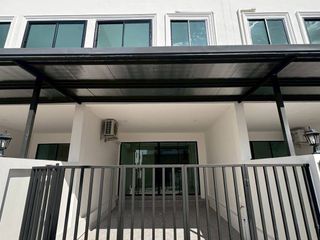 For rent 2 bedrooms condo in Bang Lamung, Chonburi