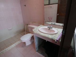 ให้เช่า 4 ห้องนอน พื้นที่ค้าปลีก ใน บางแค, กรุงเทพฯ