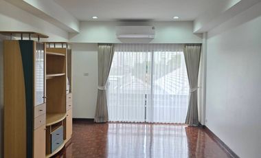 ให้เช่า 2 ห้องนอน คอนโด ใน คลองเตย, กรุงเทพฯ