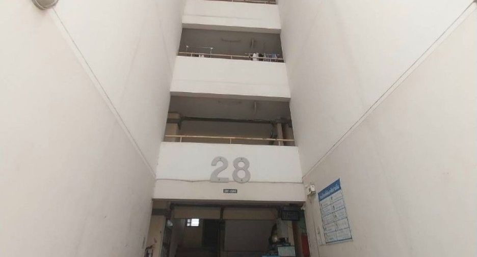 出售 1 卧室 公寓 在 Bang Sao Thong, Samut Prakan