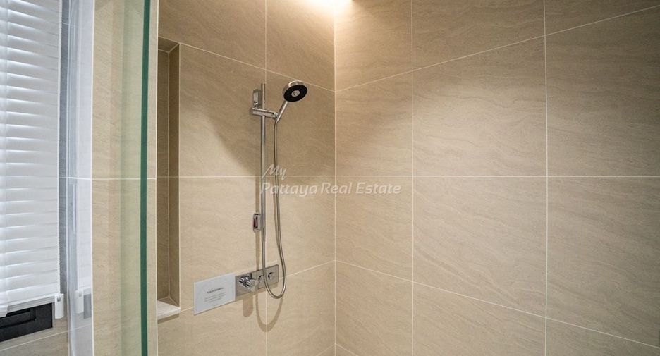 For sale 4 bedrooms house in Bang Lamung, Chonburi