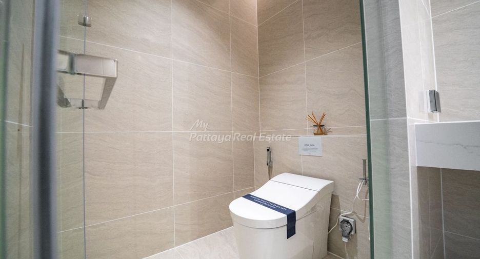 For sale 4 bedrooms house in Bang Lamung, Chonburi