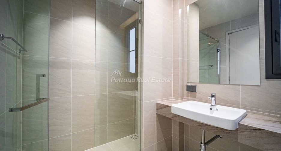 For sale 4 bedrooms house in Bang Lamung, Chonburi