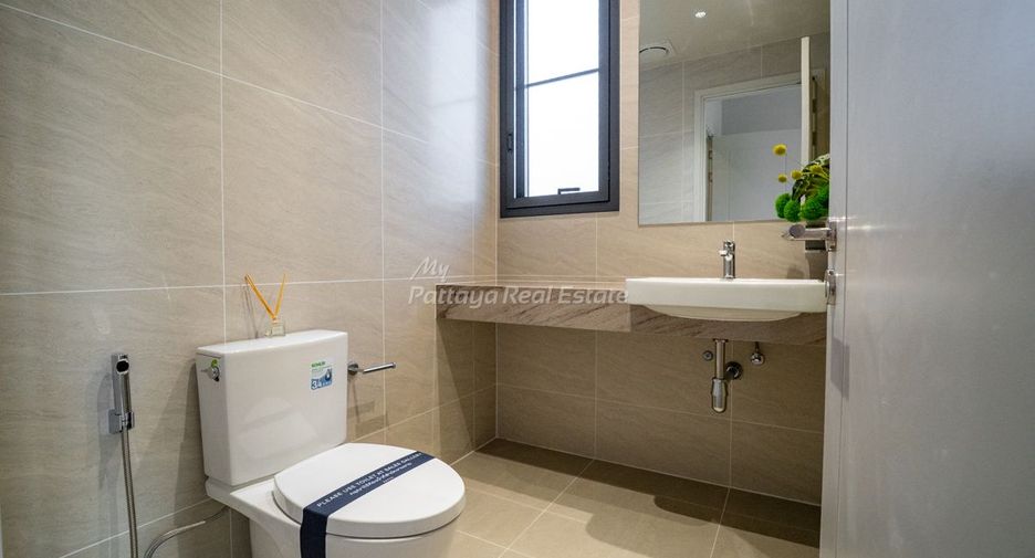 For sale 4 bedrooms house in Bang Lamung, Chonburi
