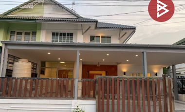 À vendre 3 chambres maison de ville à Khlong Luang, Pathum Thani