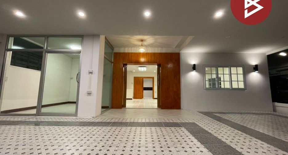 For sale 3 ベッドルーム townhouse in Khlong Luang, Pathum Thani