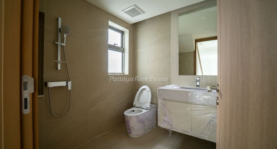 For sale 4 bedrooms house in Bang Lamung, Chonburi