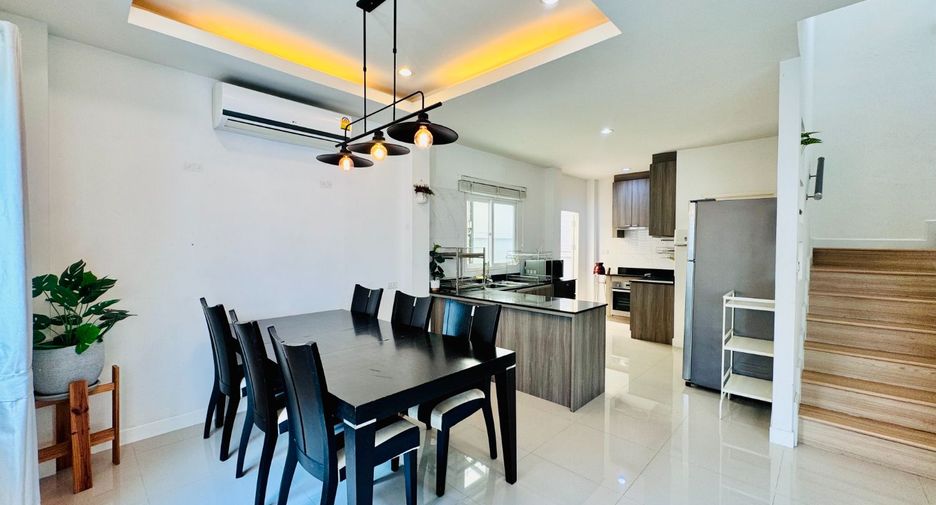 For rent 3 bedrooms house in Bang Lamung, Chonburi