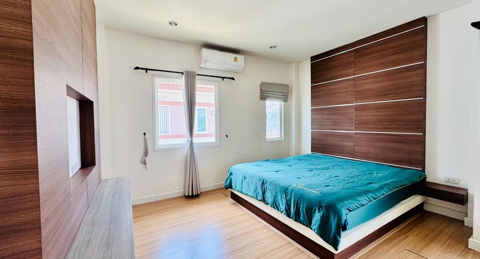 For rent 3 bedrooms house in Bang Lamung, Chonburi