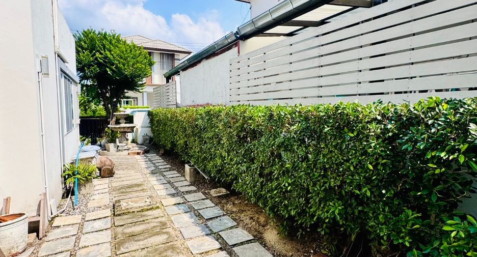 For rent 3 bedrooms house in Bang Lamung, Chonburi