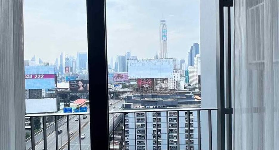 À louer 2 chambres condo à Din Daeng, Bangkok