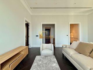 Condo en alquiler de 2 habitaciones en Pathum Wan, Bangkok