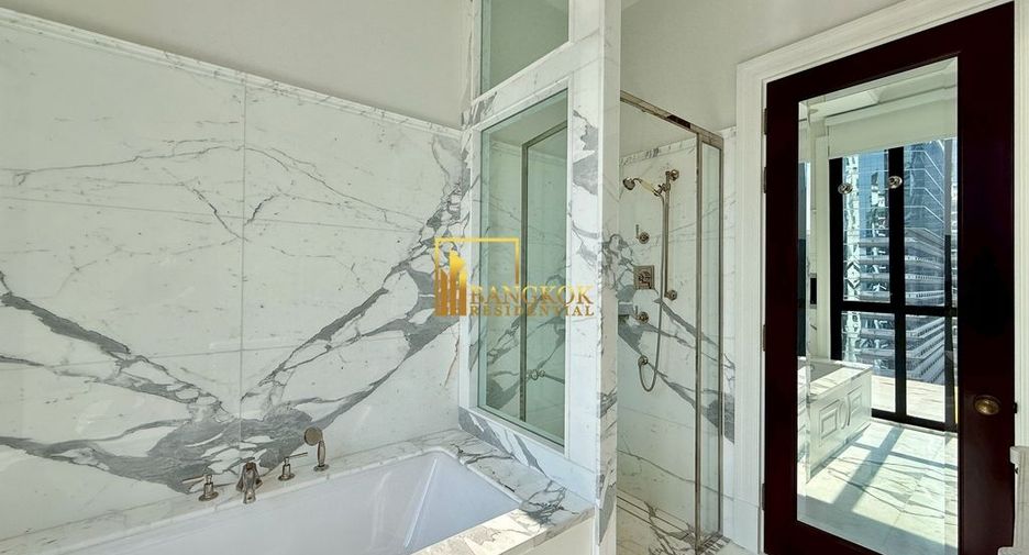 Condo en alquiler de 2 habitaciones en Pathum Wan, Bangkok