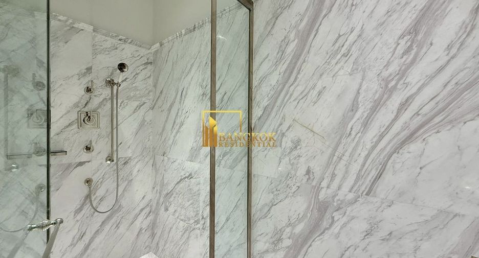 Condo en alquiler de 2 habitaciones en Pathum Wan, Bangkok