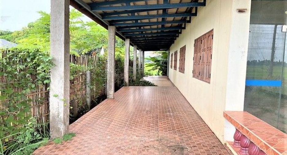 For sale 5 bedrooms house in Nong Han, Udon Thani