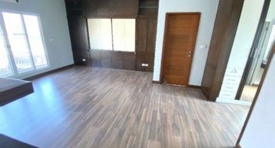 For sale 1 Beds house in Bang Khun Thian, Bangkok