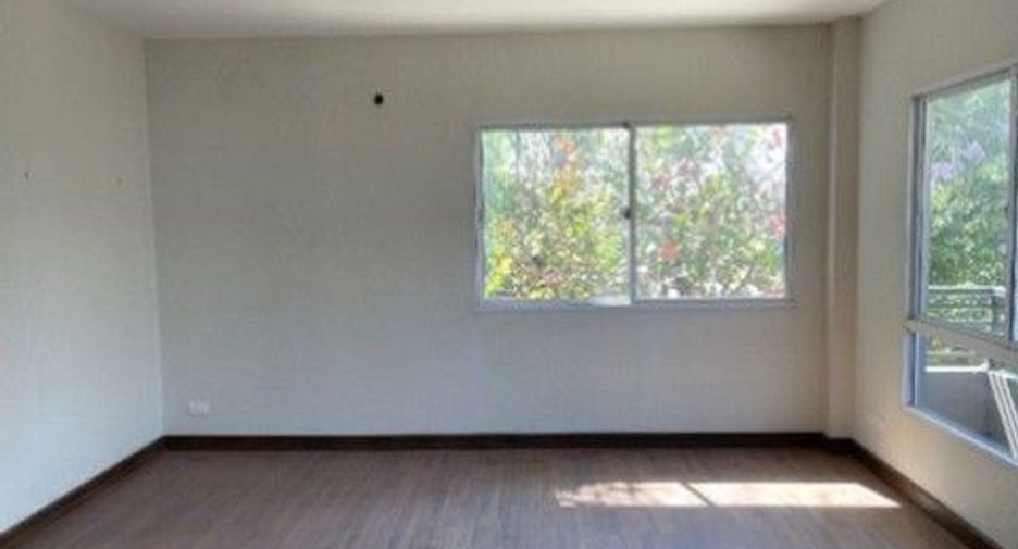 À vendre 1 chambre maison à Bang Khun Thian, Bangkok
