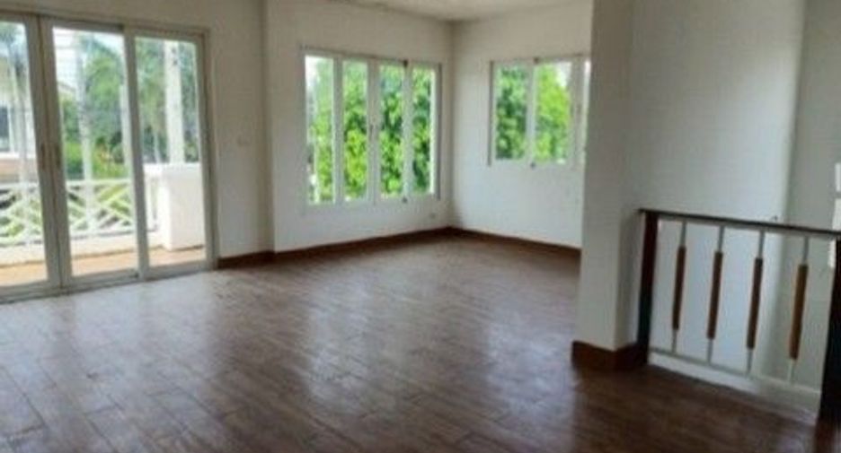 Haus zum Kauf mit 1 Zimmer in Sai Mai, Bangkok