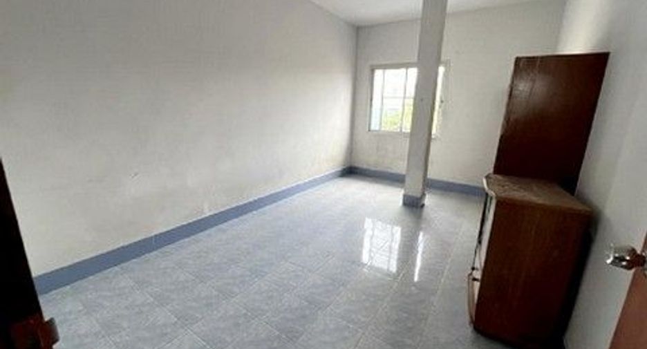 For sale 1 bed house in Lat Phrao, Bangkok