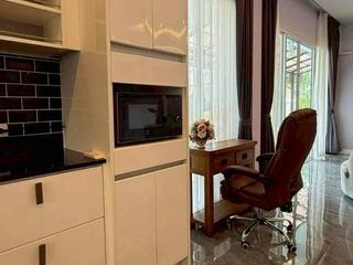 Villa zur Miete und zum Kauf mit 3 Zimmer in Bang Lamung, Chonburi