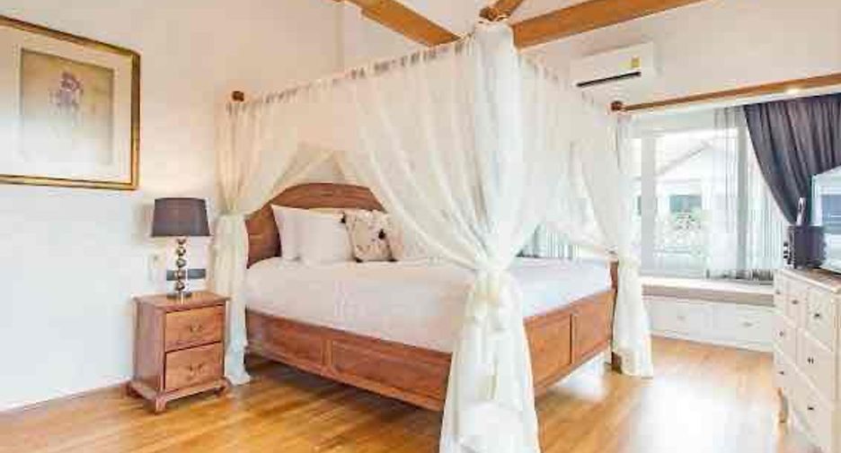 For rent 5 bedrooms villa in Bang Lamung, Chonburi