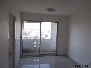 For sale 1 bed condo in Saphan Sung, Bangkok