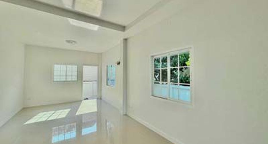 Haus zum Kauf mit 2 Zimmer in Saraphi, Chiang Mai