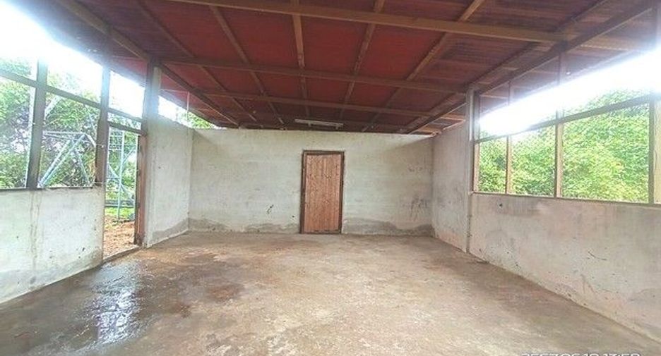 À vendre 2 chambres maison à At Samat, Roi Et