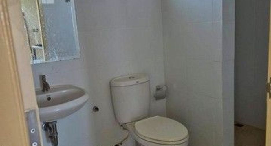 For sale 3 bedrooms townhouse in At Samat, Roi Et