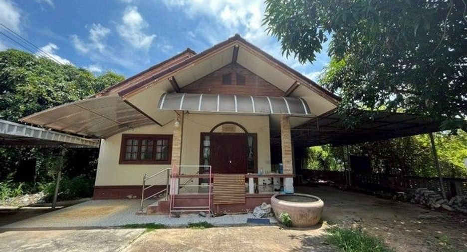 Haus zum Kauf mit 2 Zimmer in At Samat, Roi Et