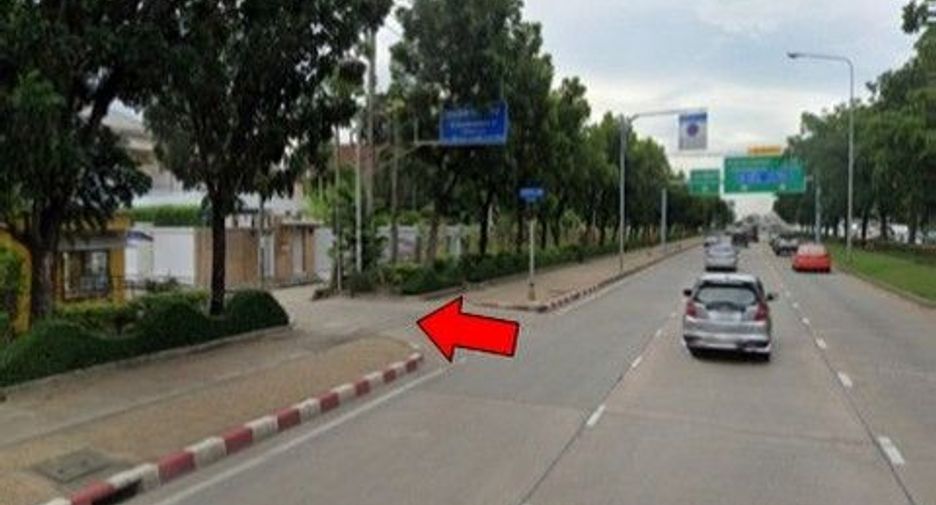 For sale 1 bed house in Thawi Watthana, Bangkok