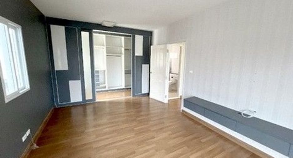 Casa en venta de 1 habitaciones en Thung Khru, Bangkok