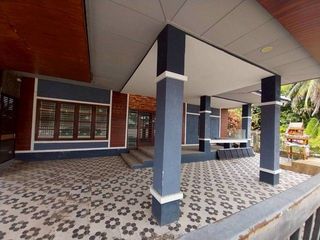 Casa en venta de 3 habitaciones en At Samat, Roi Et